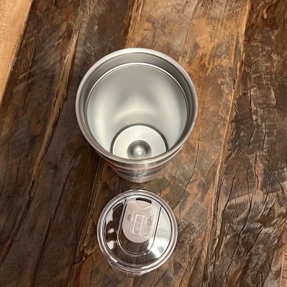 20 oz Stainless Steel Lidded Tumbler, Travel Mug, by Embark - Picture 5 of 6